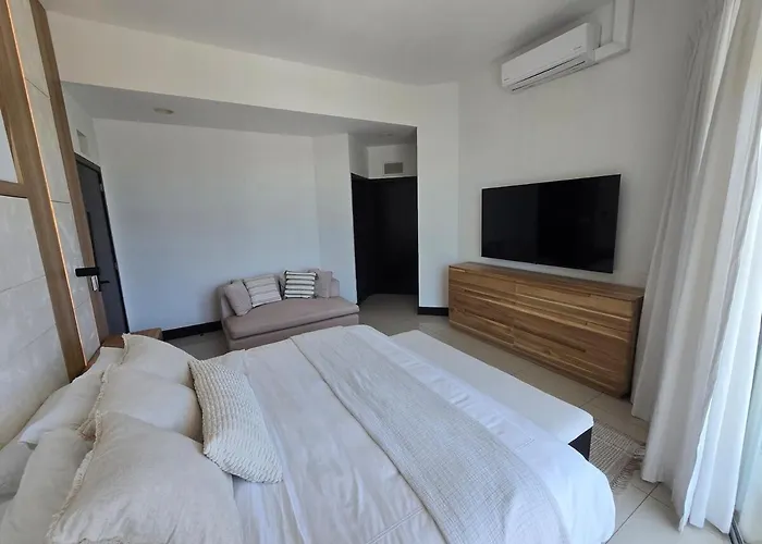 Luxury By The Beach! Apartamento *